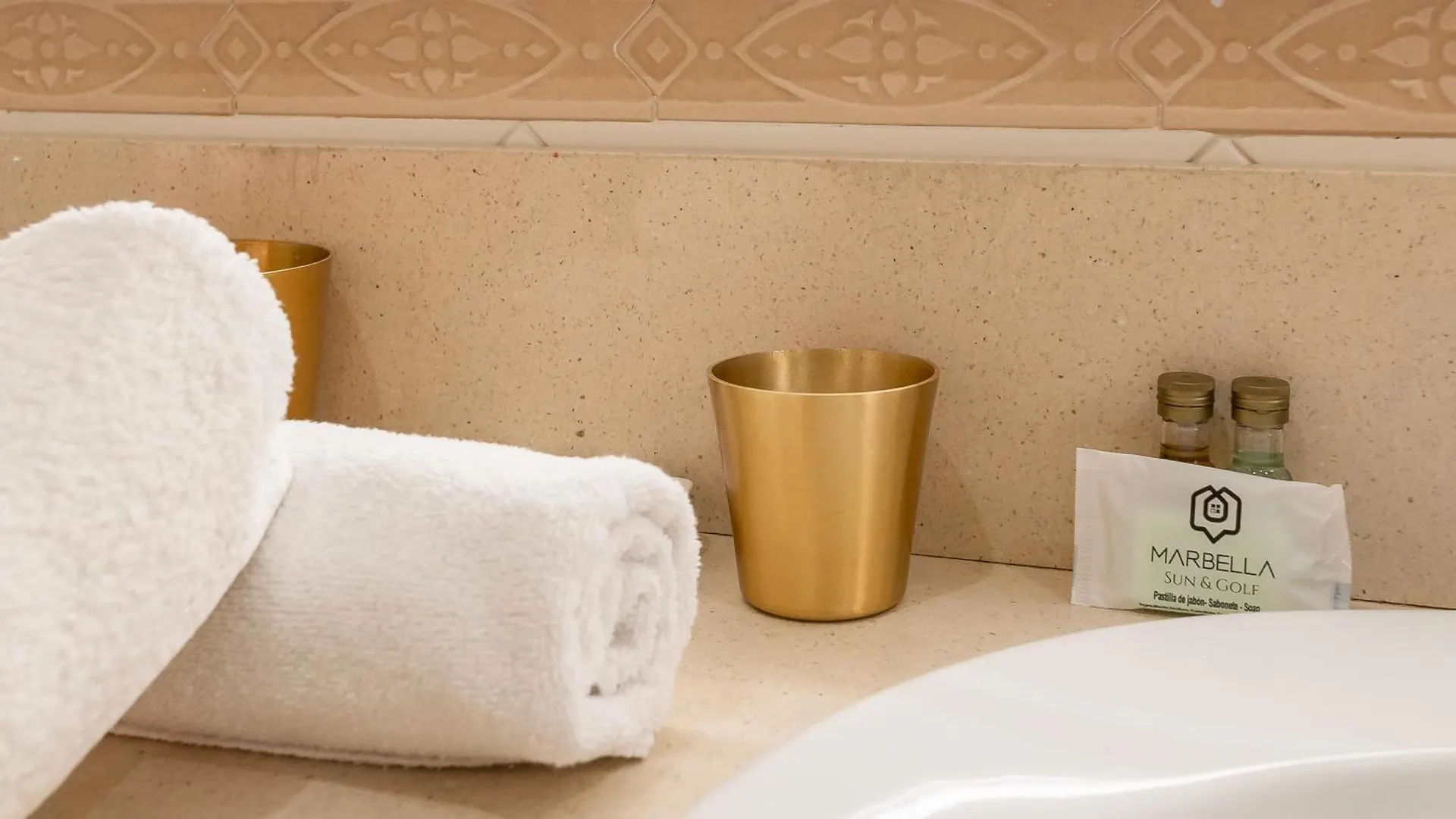 Daire Chic Uurban Oasis In Estepona İspanya